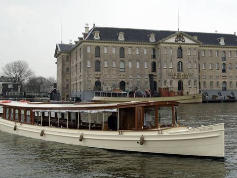 Salonboot Adeline am Schifffahrtsmuseum in Amsterdam