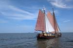 Chateauroux unter braunen Segeln, vom Heck aus gesehen