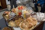 Buffet mit Brot und Belag an Bord der Gouwzee