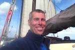 Skipper Bertil Vermeule an Deck der Gulden Belofte